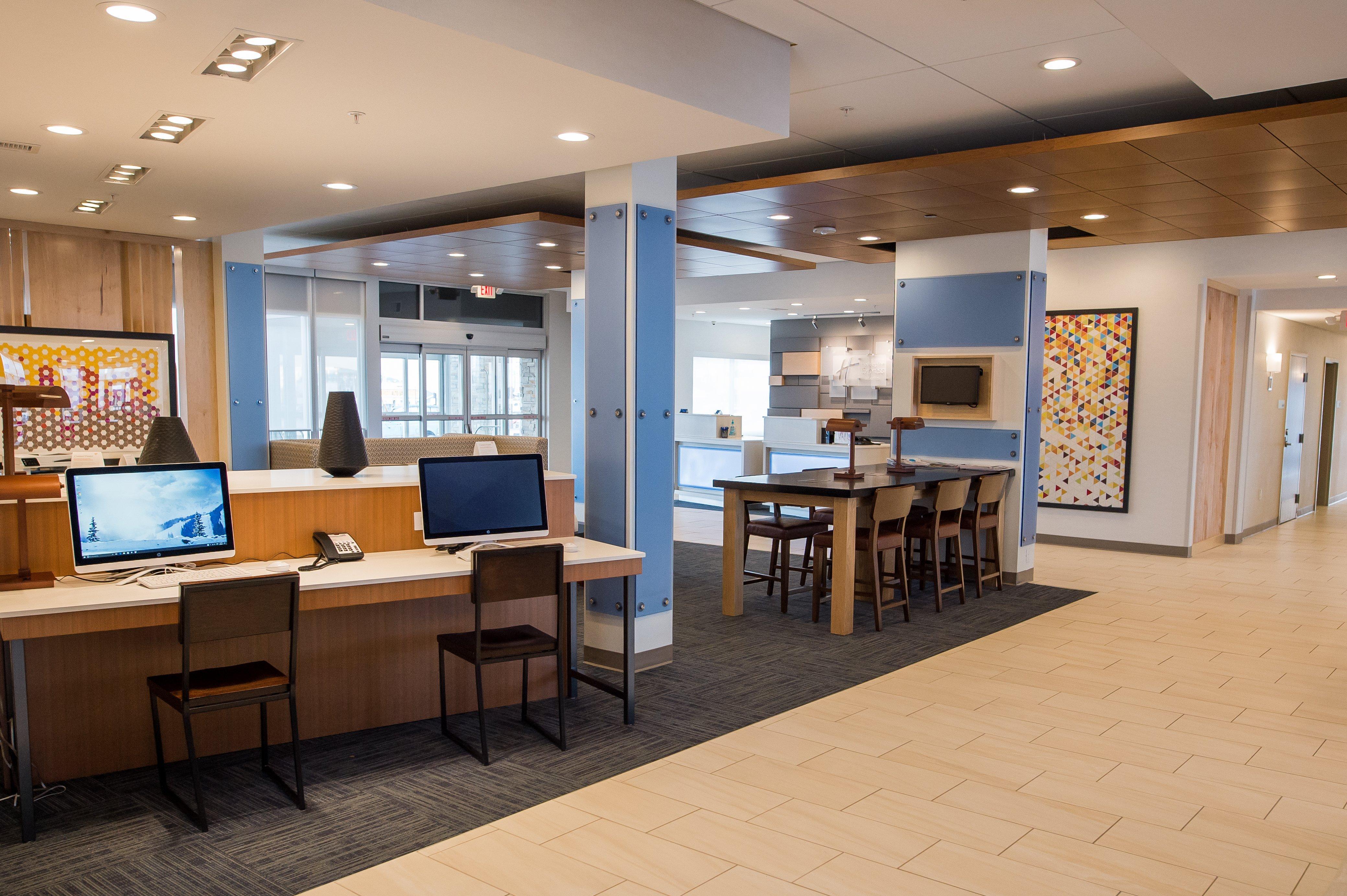 Holiday Inn Express & Suites - Marietta By Ihg Dış mekan fotoğraf